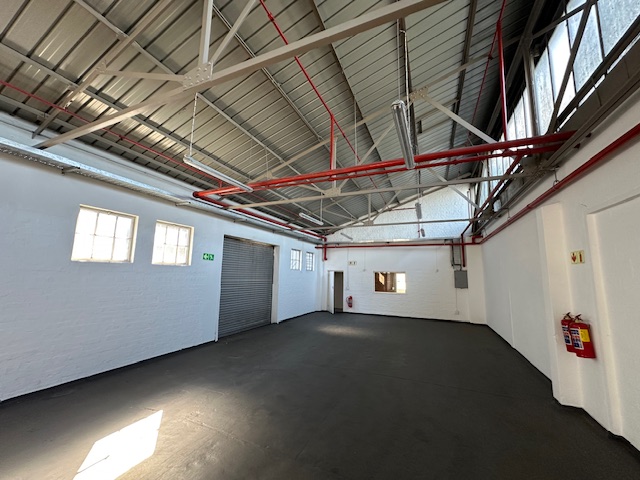 To Let commercial Property for Rent in Maitland Western Cape